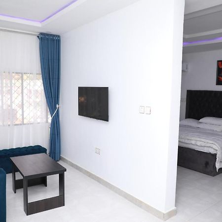 אבוג'ה D & D Apartments מראה חיצוני תמונה