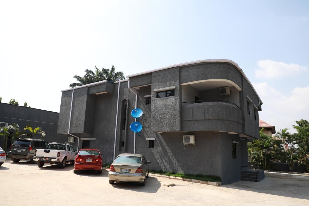 אבוג'ה D & D Apartments מראה חיצוני תמונה