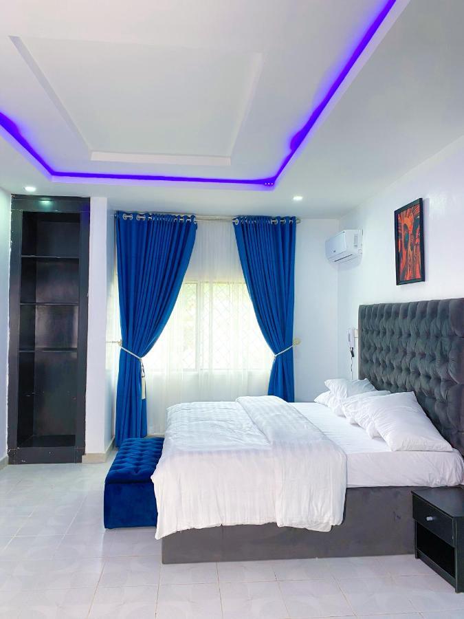 אבוג'ה D & D Apartments מראה חיצוני תמונה