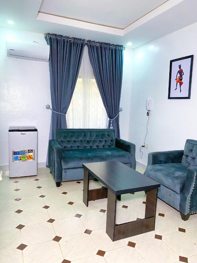אבוג'ה D & D Apartments מראה חיצוני תמונה