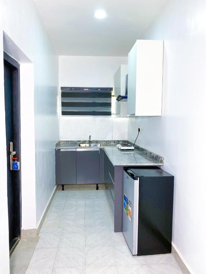 אבוג'ה D & D Apartments מראה חיצוני תמונה